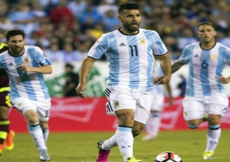مدرب الأرجنتين يستقر على التشكيل امام تشيلي