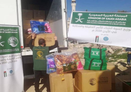 “سلمان للإغاثة” يوزع سلال غذائية في السودان وكسوة الشتاء للأسر اللاجئة
